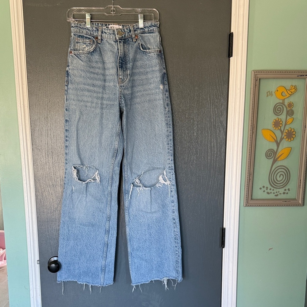 Zara Light Blue Trendy Distressed Wide-Leg Jeans